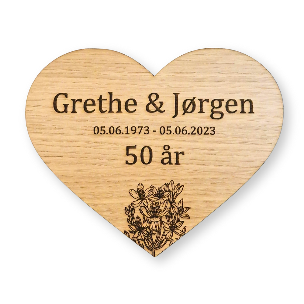 Hjerte til æresport i ege træ, vælg selv design